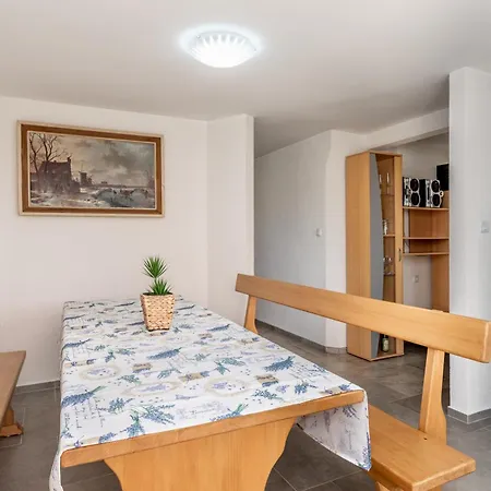 בית נופש House Marko Šumber